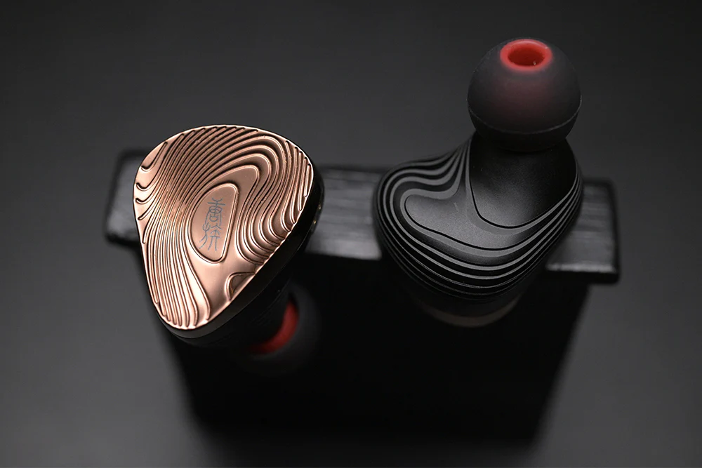 TANGZU Xuanwu GATE 1DD+4BA+2EST In-ear Headphone - GreshamTech