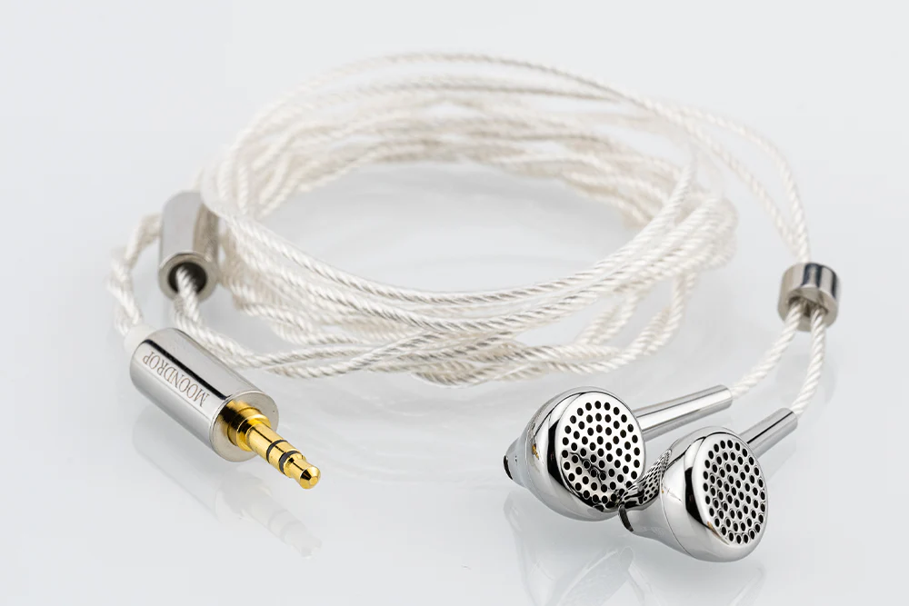 MOONDROP PAVANE 13.5mm Dynamic Driver Flagship Earbuds - GreshamTech