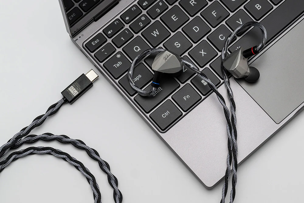 MOONDROP FreeDSP Pro CS43198 Headphone Upgrade Cable - GreshamTech