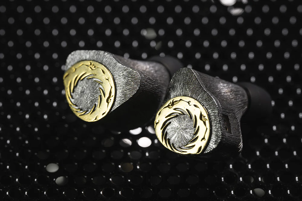 MOONDROP Solis 2 2DD+2BA+4EST In-ear Headphone - GreshamTech