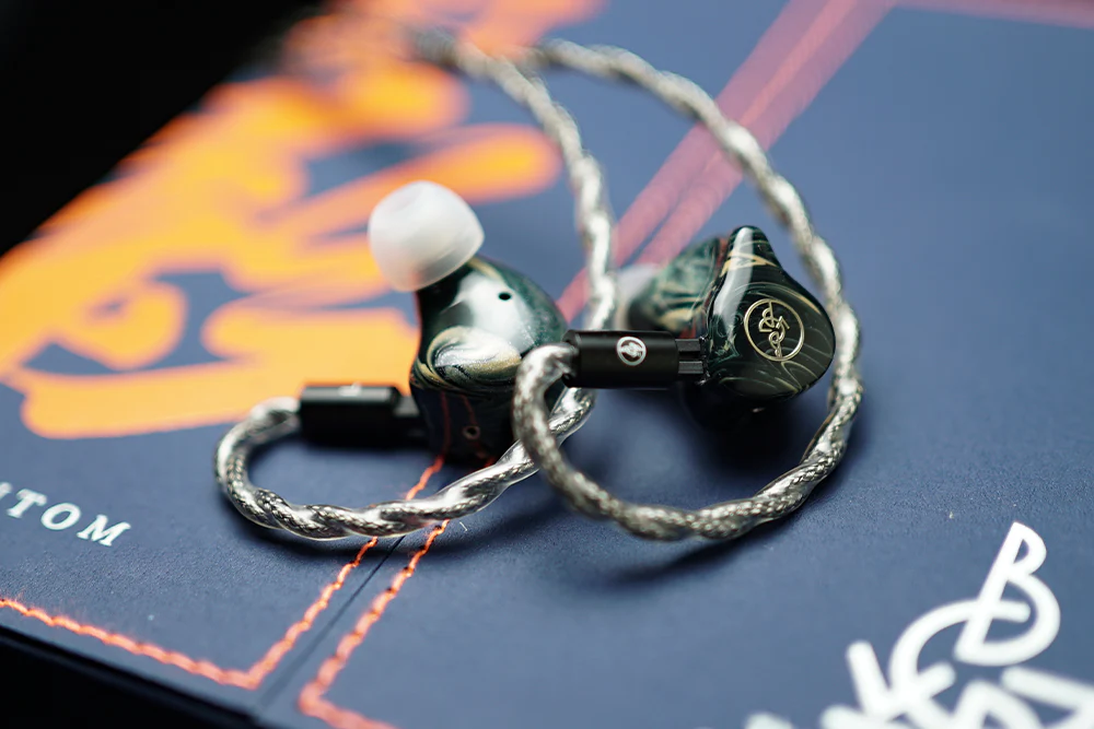 BGVP Phantom Pro 2BA+2DD+2EST+2BCD In-ear Headphone - GreshamTech