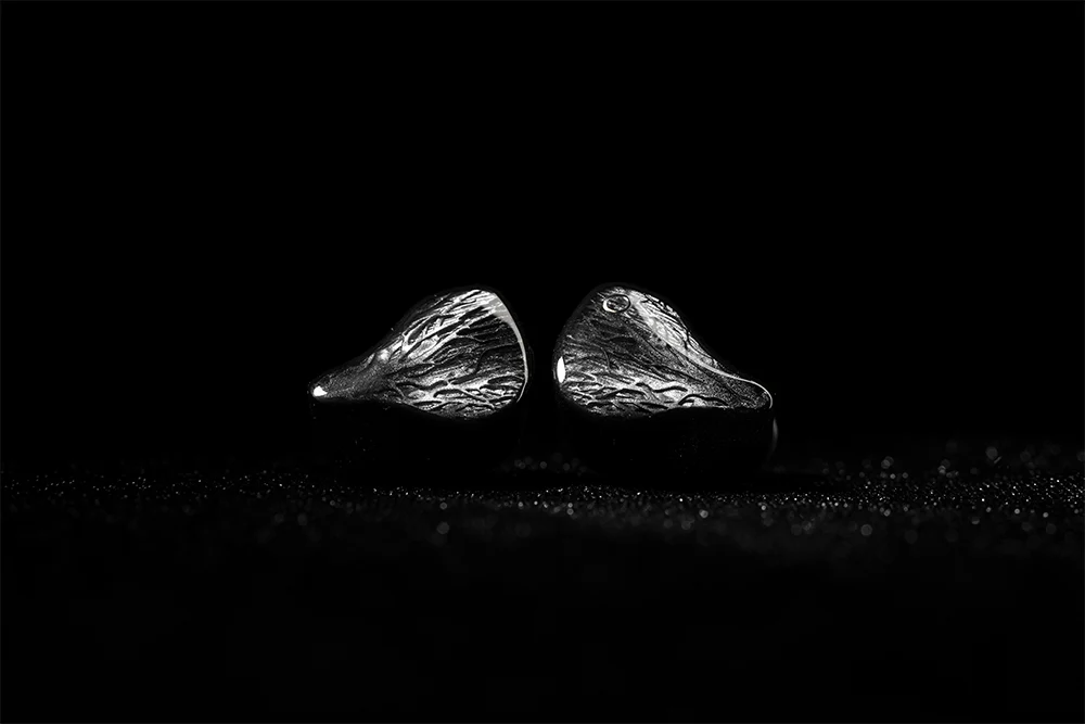 IOAUDIO SOGNO 2DD+6BA In-Ear Headphone - GreshamTech