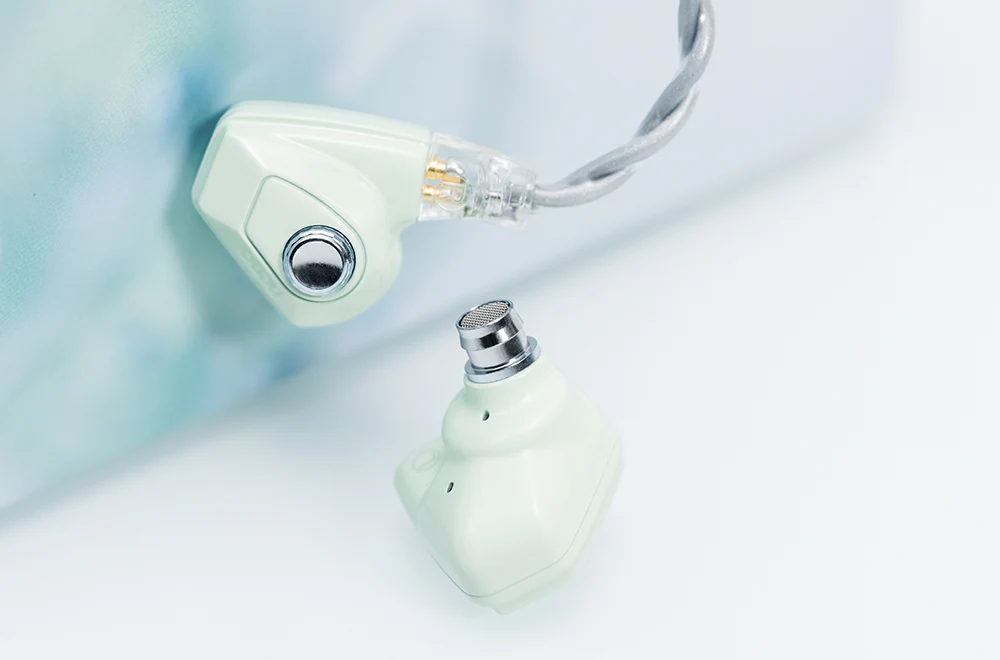 DUNU TITAN S2 Dynamic Driver In-Ear Headphone - GreshamTech