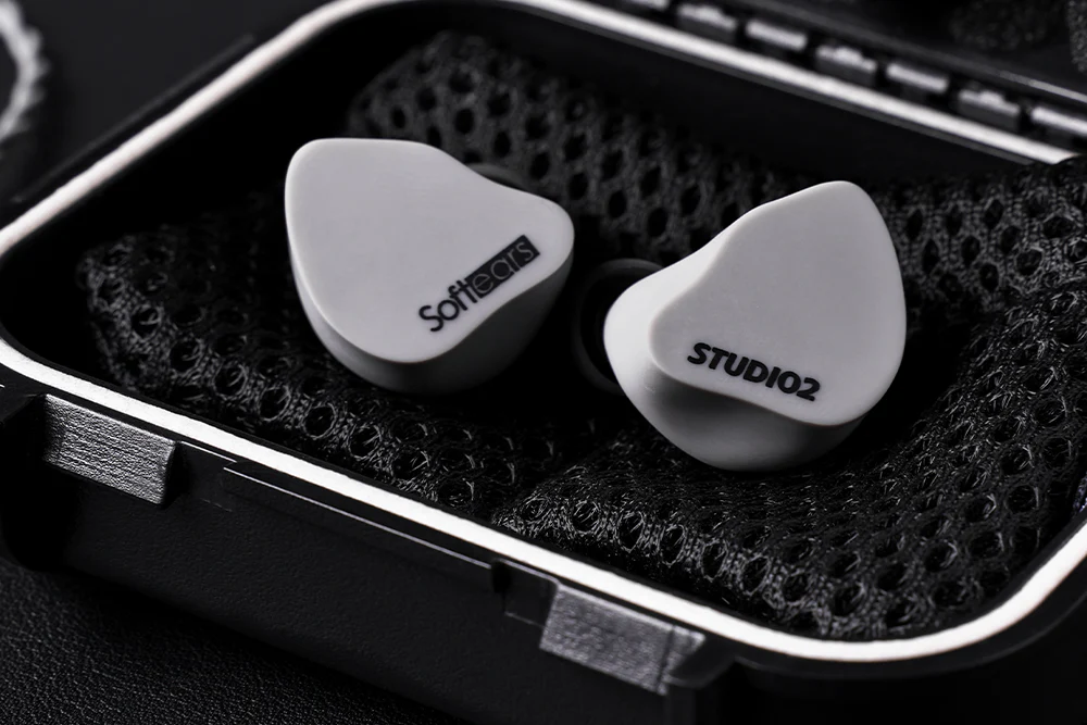 SOFTEARS STUDIO 2 Dual Balanced Armature Drivers In-ear Headphone - GreshamTech