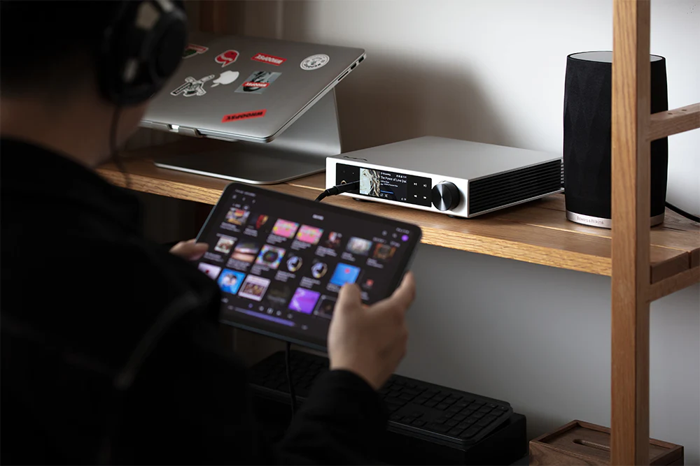 MATRIX Element I2 ES9038Q2M DAC & Headphone Amplifier & Music Streamer - GreshamTech