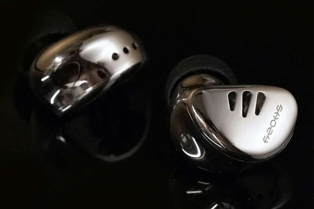 SHOZY Black Hole Mini 8mm Dynamic Driver In-Ear Headphone - GreshamTech