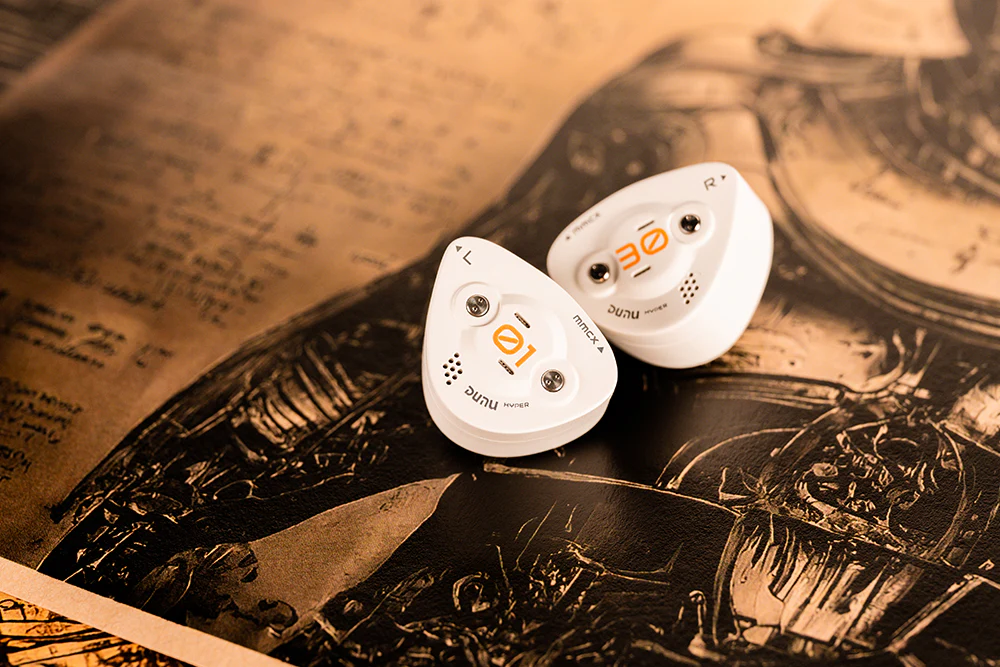 DUNU DK3001 BD 1DD+4BA+4Planar In-Ear Headphone - GreshamTech