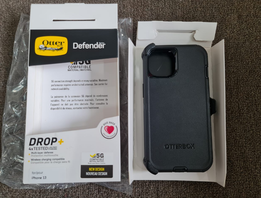iPhone 13 Defender otterbox Case (0031) - GreshamTech