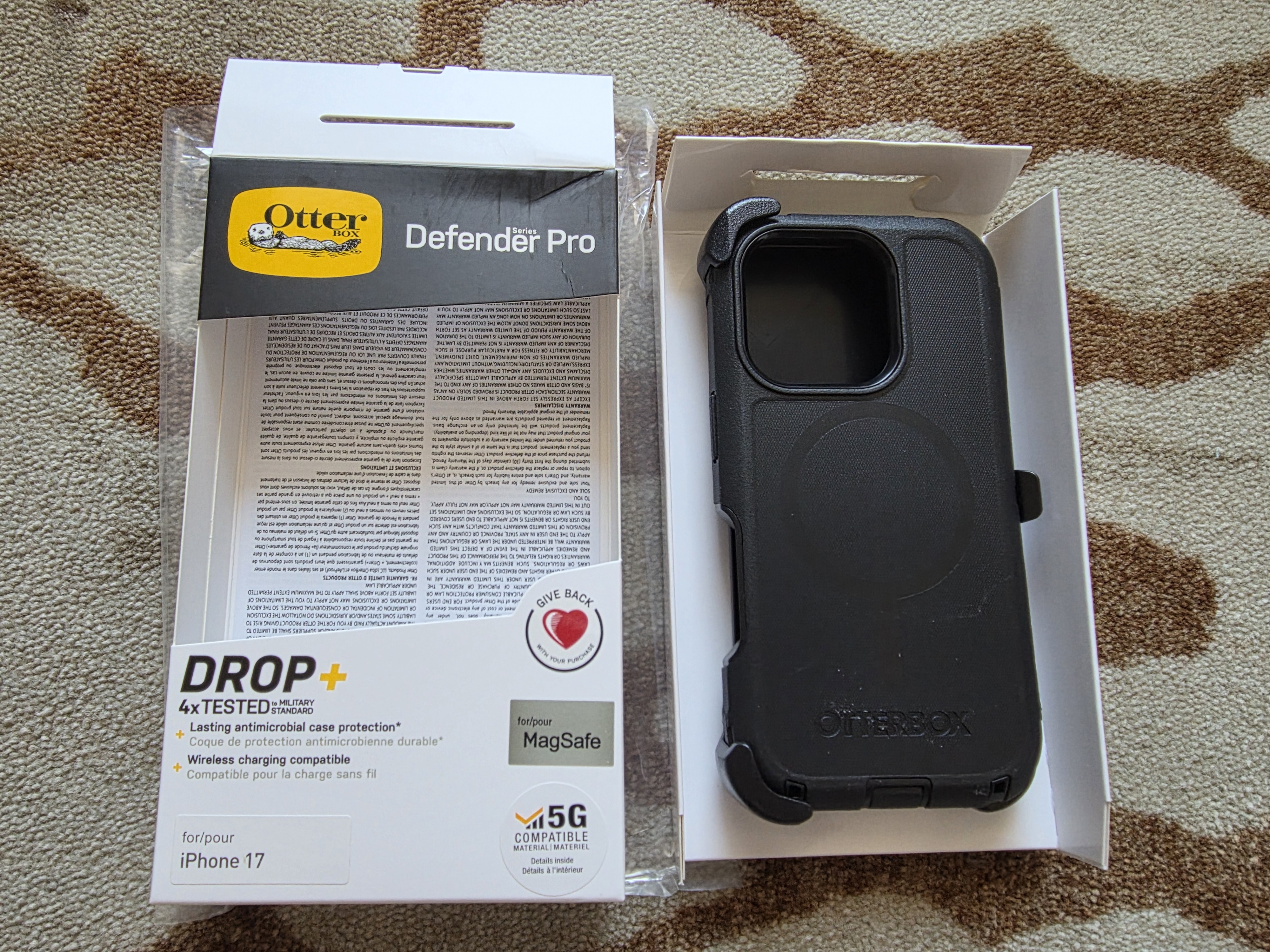 iPhone 17 Defender Pro Otterbox Magsafe Case Brand New (0855) - GreshamTech