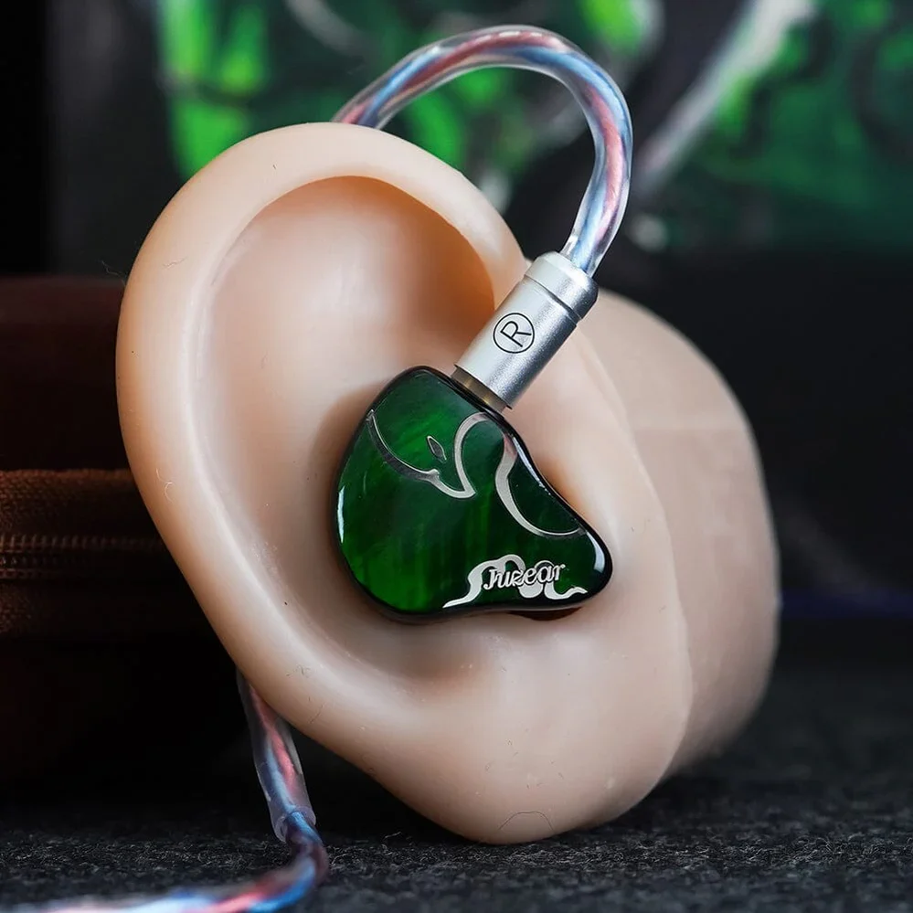 JUZEAR x Z Reviews Defiant - GreshamTech