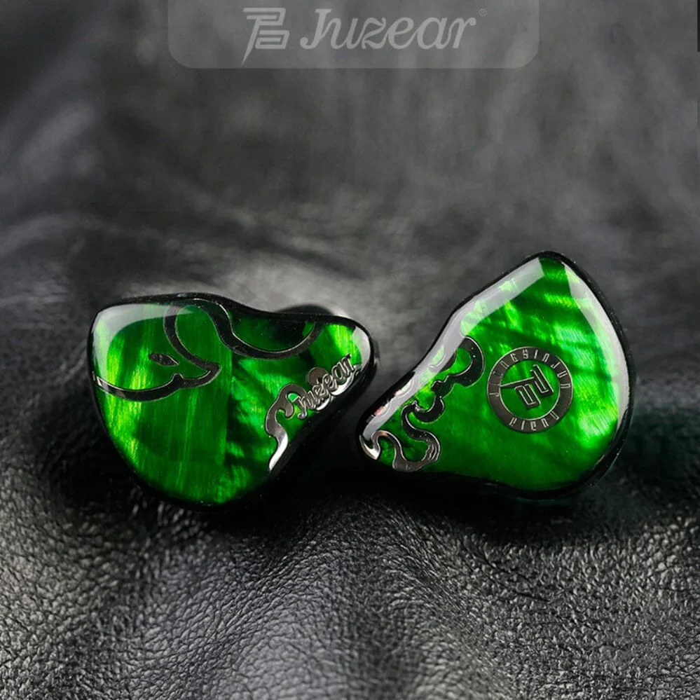 JUZEAR x Z Reviews Defiant - GreshamTech