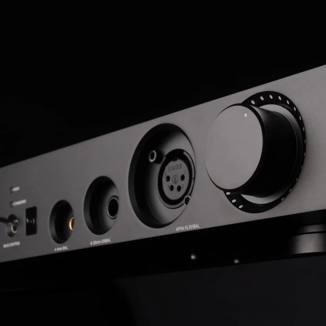 Questyle CMA Eighteen MASTER - GreshamTech