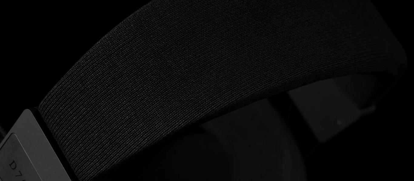 Final D7000 - GreshamTech