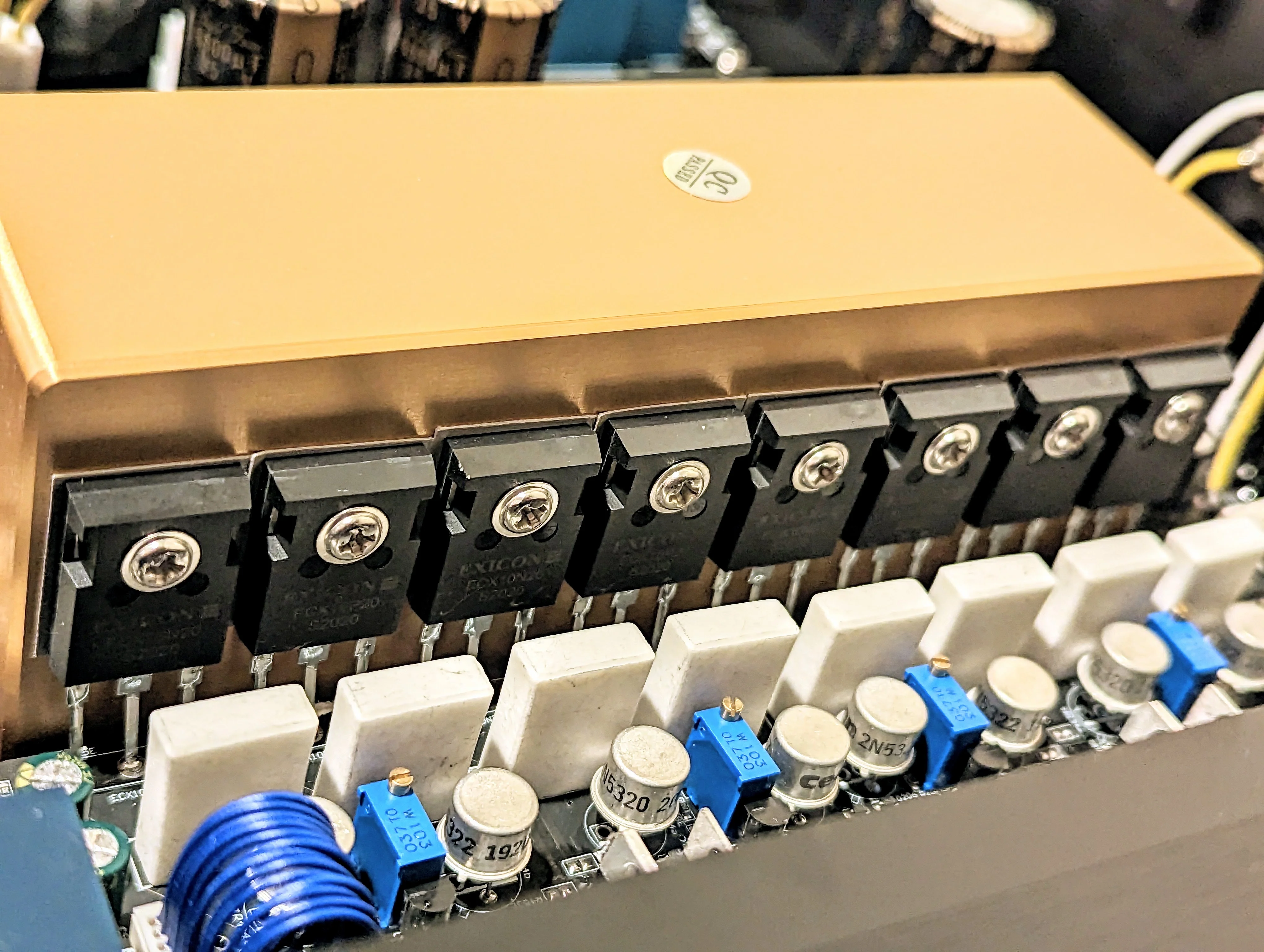 CEN.GRAND 9i-806 Little Silver Fox - GreshamTech