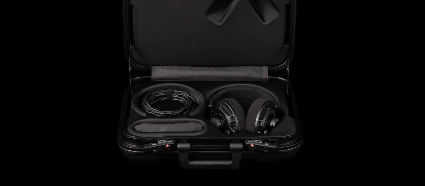 Final D7000 - GreshamTech