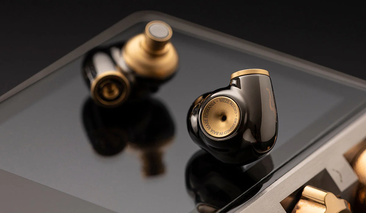 Meze Advar - GreshamTech