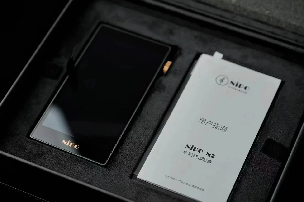 NiPO N2 Falgship Portable Music Player - GreshamTech