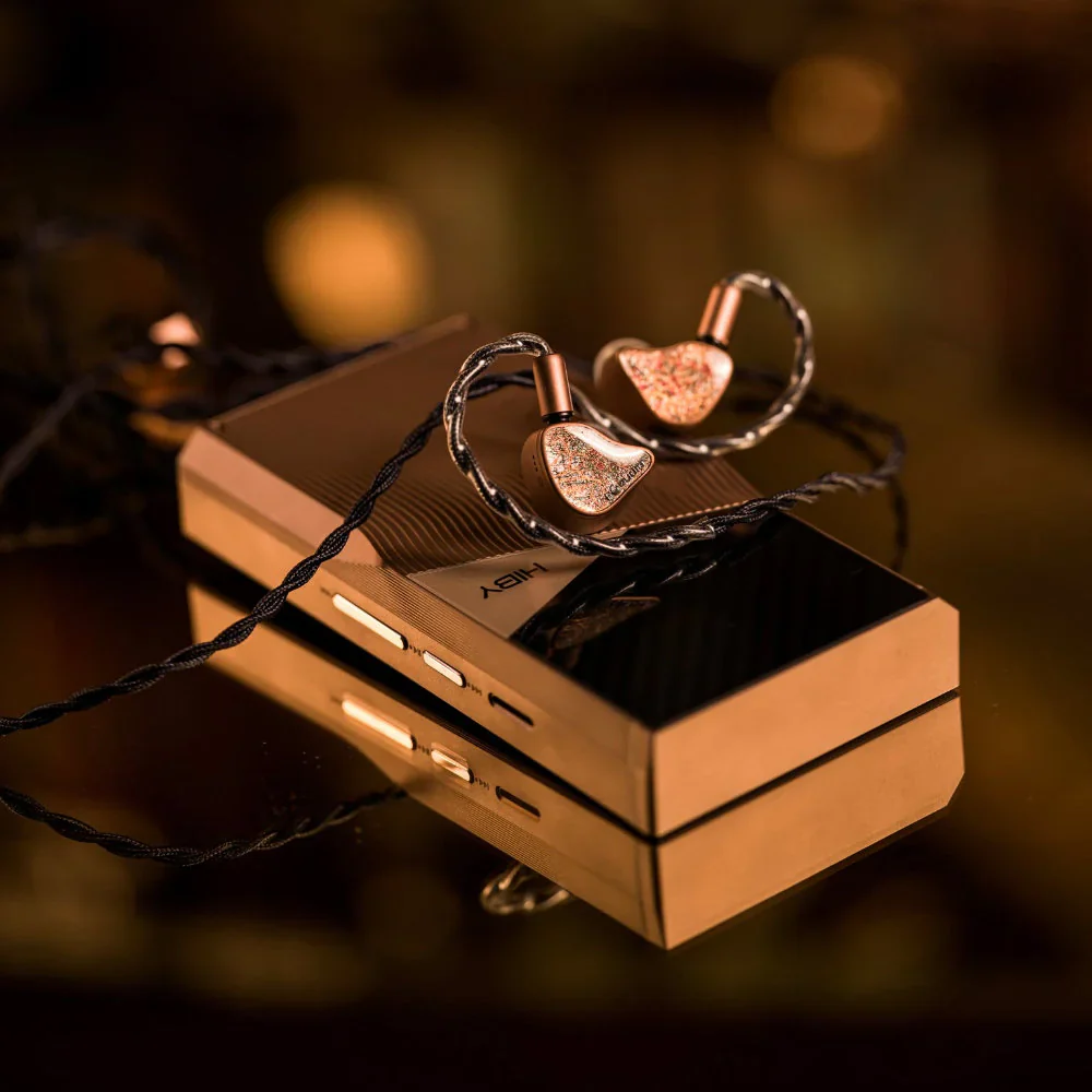 HiBy Golden 10th Anniversary Set - R6Pro Max DAP + Golden IEMs Bundle - GreshamTech