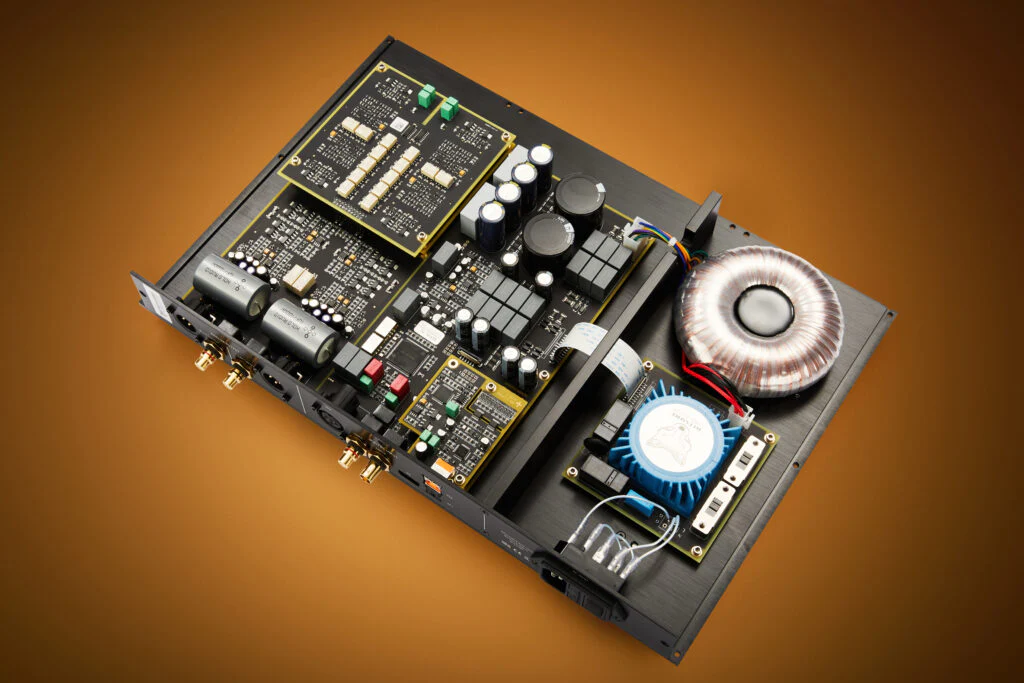 Holo Audio Spring 3 - GreshamTech