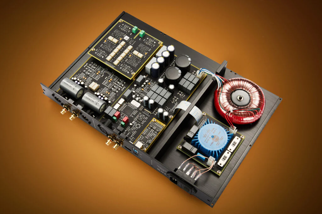 Holo Audio Spring 3 - GreshamTech