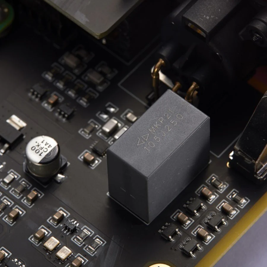 Holo Audio Red - GreshamTech