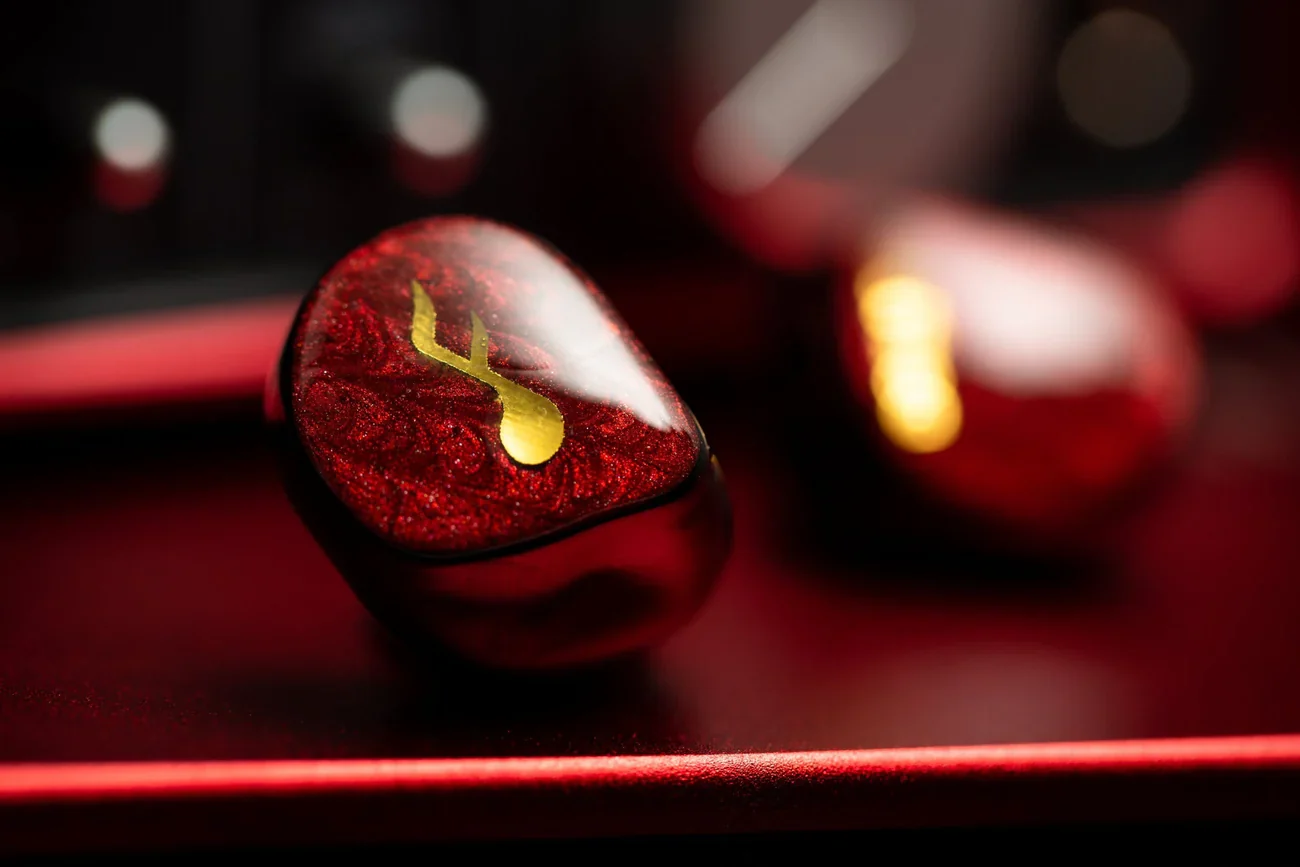 FATFreq Scarlet Mini - GreshamTech