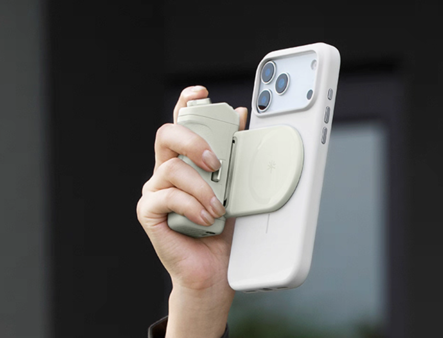 iPhone Android Magsafe Camera Kit Bluetooth connection with battery recharge - GreshamTech