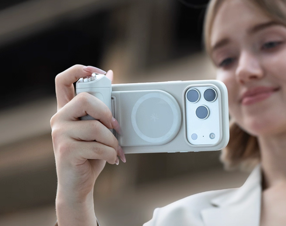 iPhone Android Magsafe Camera Kit Bluetooth connection with battery recharge - GreshamTech