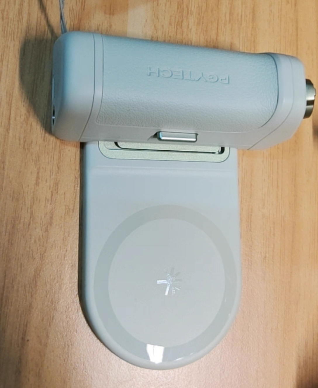 iPhone Android Magsafe Camera Kit Bluetooth connection with battery recharge - GreshamTech