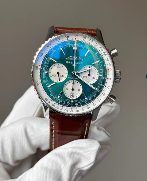 Breitling Navitimer AB01388A1L1P1 43mm Men's Watch Automatic Like New condition - GreshamTech