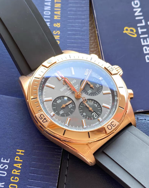 Breitling Navitimer RB0134101B1S1 42mm Men's Watch Like New condition - GreshamTech