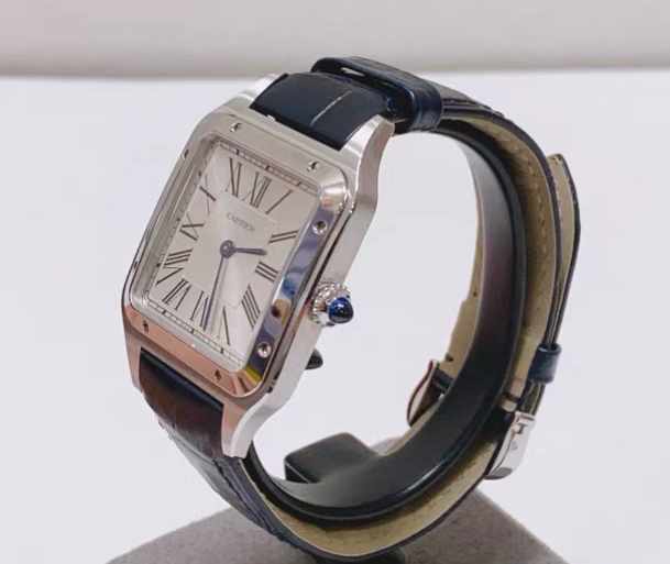 Cartier Santos Dumont WSSA0022 31.4mm Men's Watch Brand New condition - GreshamTech