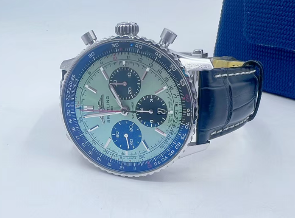 Breitling Navitimer AB0138241L1A1 43mm Men's Watch Like New condition - GreshamTech