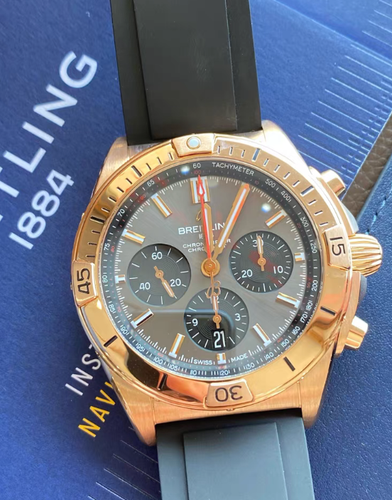 Breitling Navitimer RB0134101B1S1 42mm Men's Watch Like New condition - GreshamTech