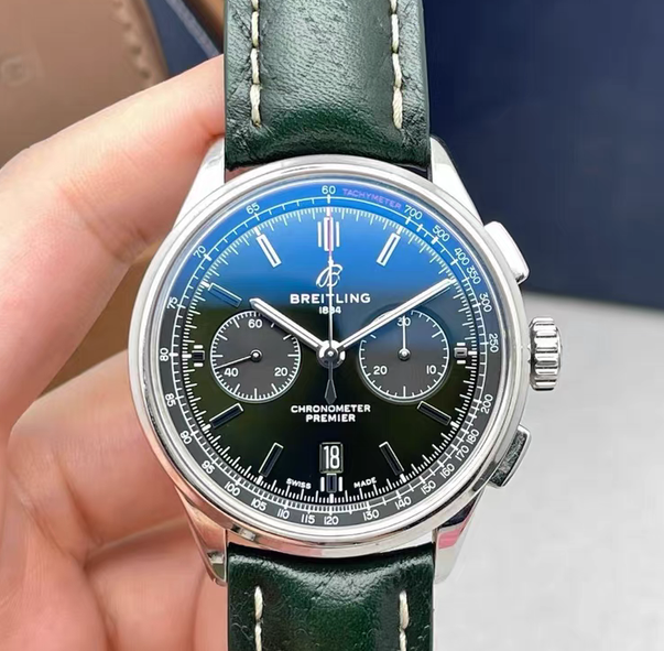 Breitling Navitimer AB0118A11L1X1 42mm Men's Watch Like New condition - GreshamTech