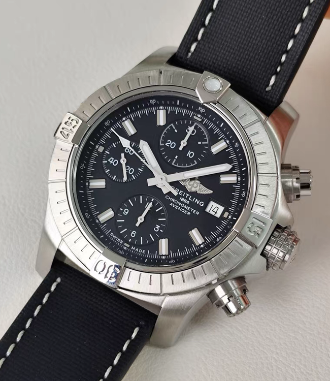 Breitling A13385101B1X1 43mm Men's Watch Like New - GreshamTech