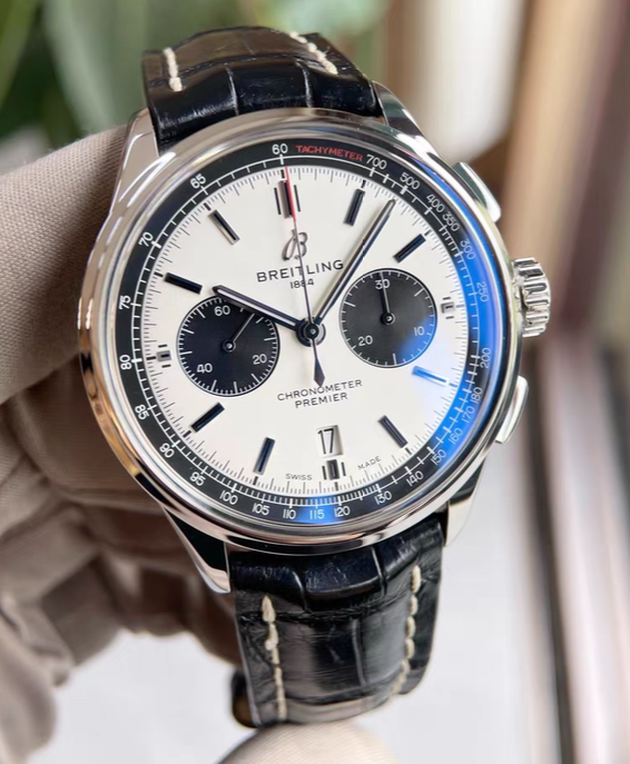 Breitling AB0118221G1P1 42mm Men's Watch Like New - GreshamTech