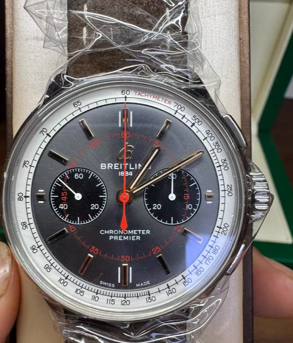 Breitling AB0118A31B1X1 Men's Watch Brand New - GreshamTech