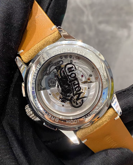 Breitling AB0118A21B1X1 40MM Men's Watch Like New - GreshamTech