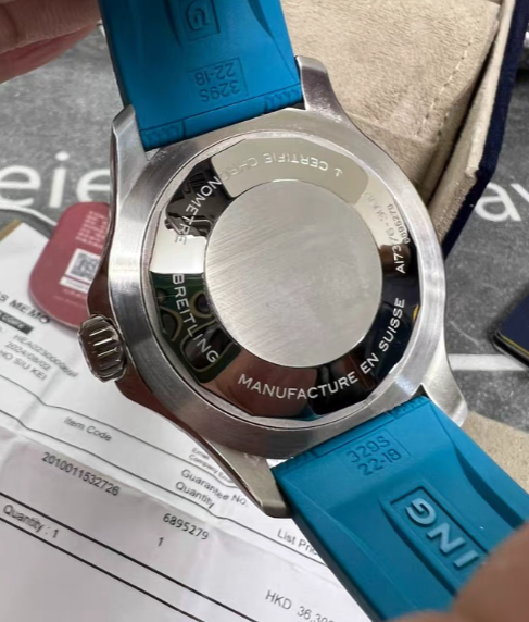 Breitling SuperOcean A17376 44mm Men's Watch Like New - GreshamTech