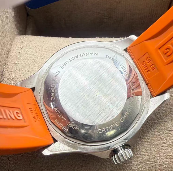 Breitling SuperOcean A17377211O1S1 36mm Men's Watch Like New - GreshamTech