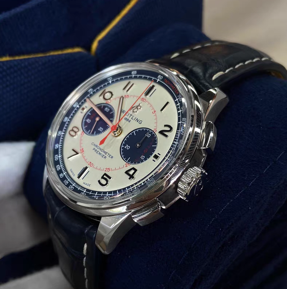 Breitling AB0118A71G1P1 42MM Men's Watch Like New - GreshamTech