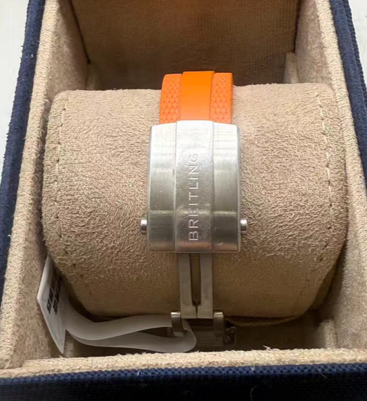 Breitling SuperOcean A17377211O1S1 36mm Men's Watch Like New - GreshamTech