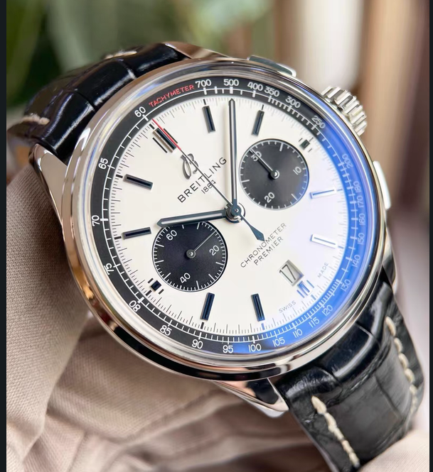 Breitling AB0118221G1P1 42mm Men's Watch Like New - GreshamTech