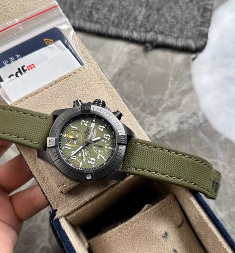 Breitling V13317101L1X1 45mm Men's Watch Like New - GreshamTech