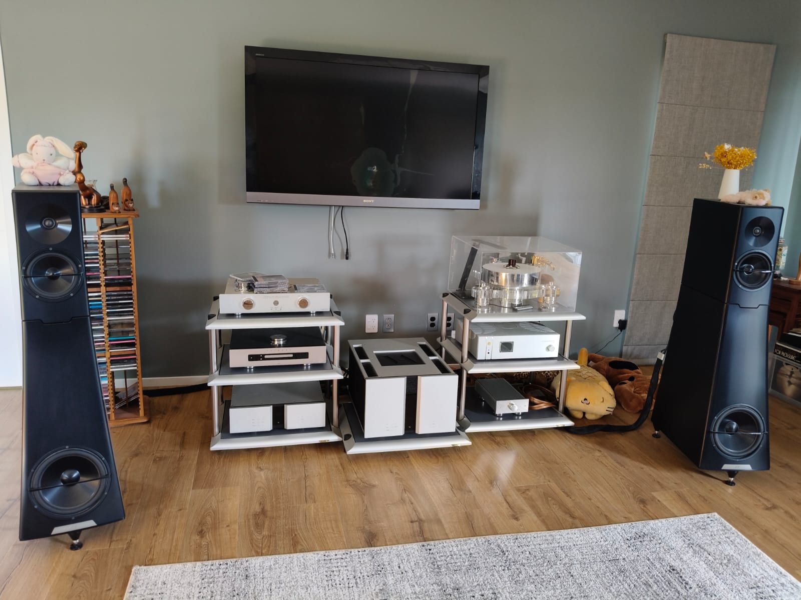 Speaker - GreshamTech