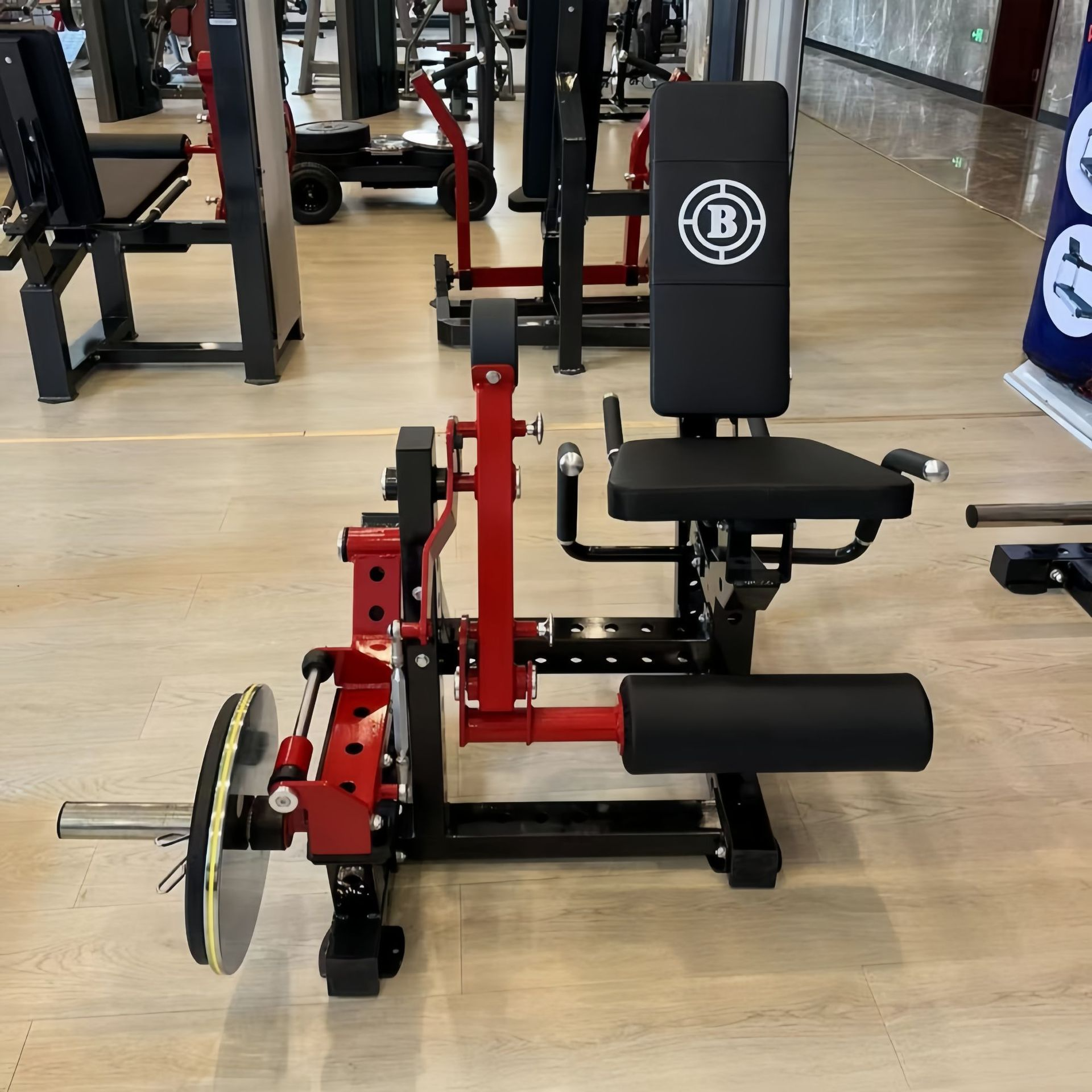 Factory Direct Adjustable Multi-Functional Workout Gym Equipment Metal Leg Extension Curl Machine Plate Fitness Equipment