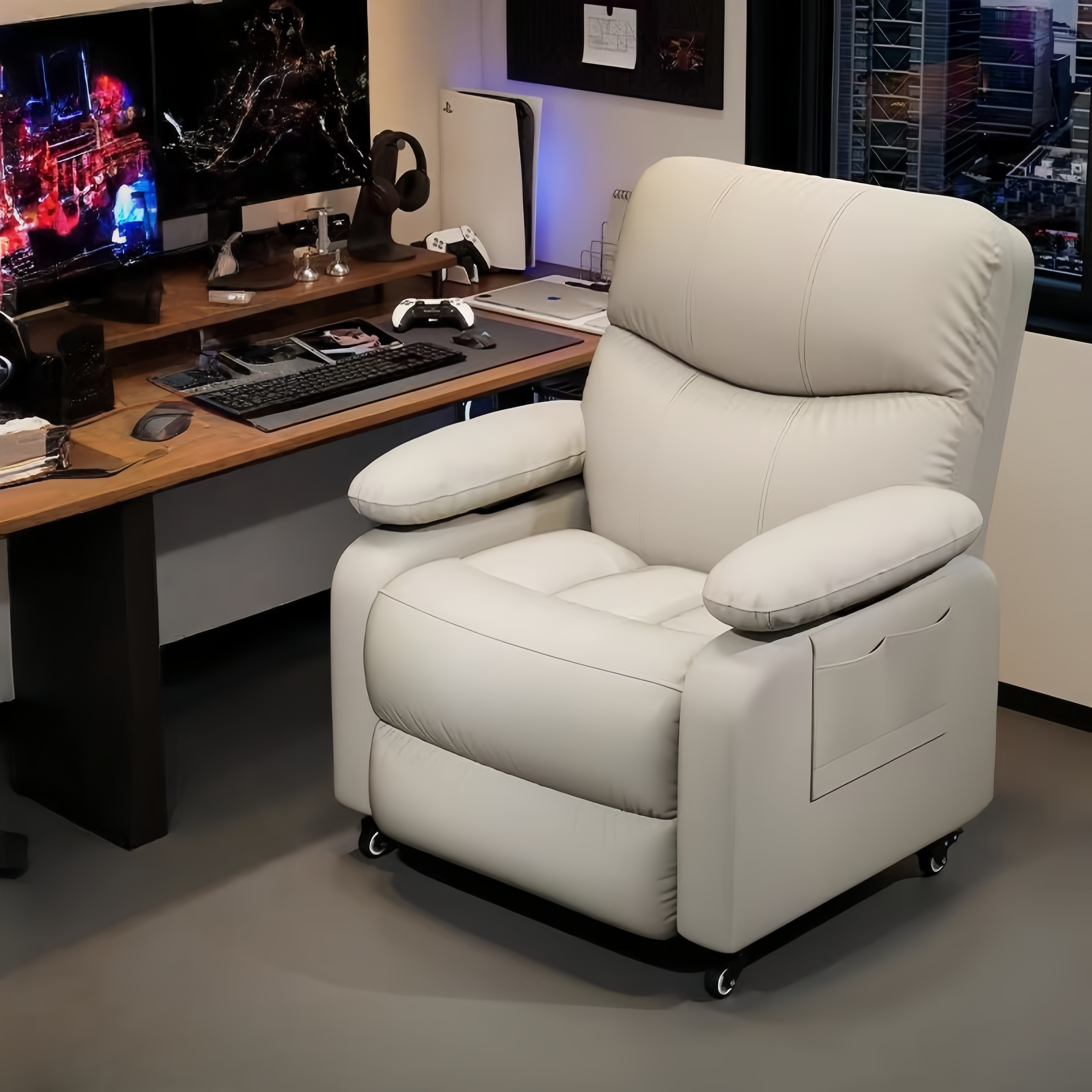 Fauteuil relax moderne avec accoudoirs rembourrés et dossier confortable