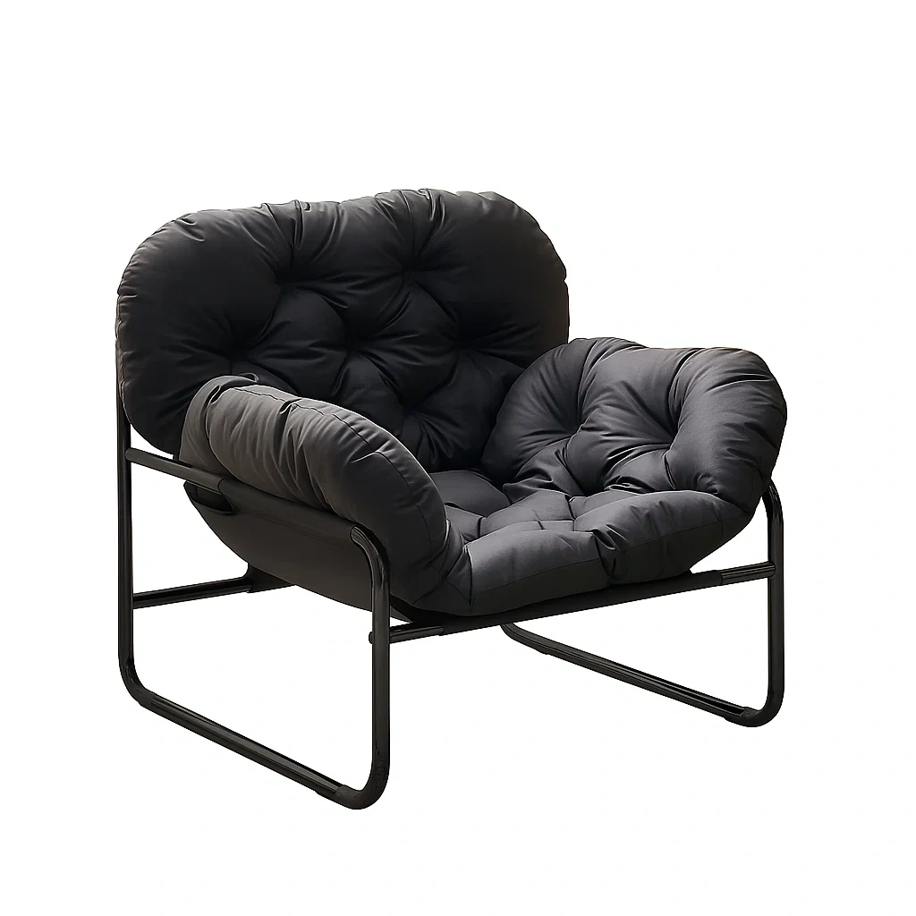 Fauteuil design moderne avec structure métallique et coussins rembourrés
