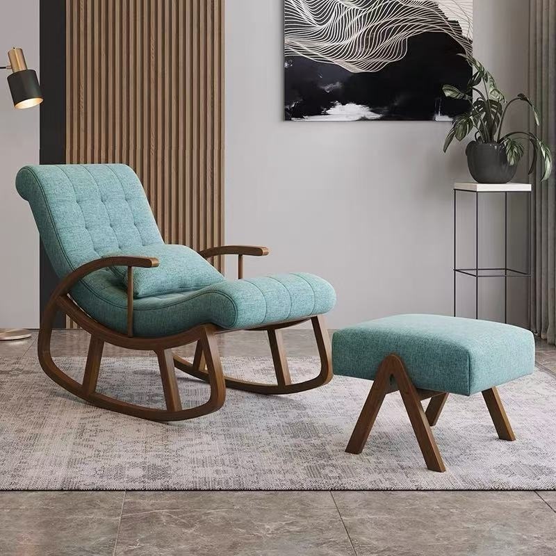 Fauteuil à bascule avec repose-pieds en bois et coussin rembourré